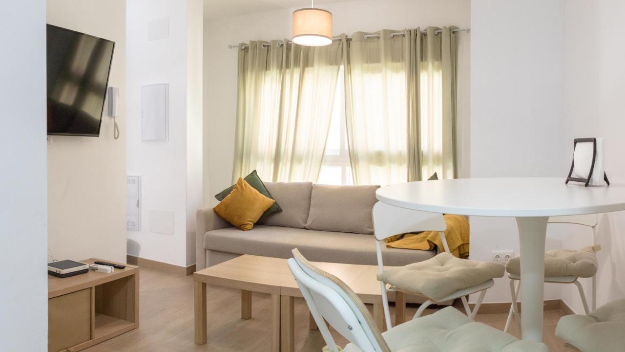 Duplex Victory III Apartment มาลากา ภายนอก รูปภาพ
