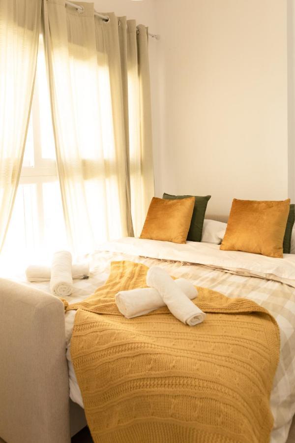 Duplex Victory III Apartment มาลากา ภายนอก รูปภาพ